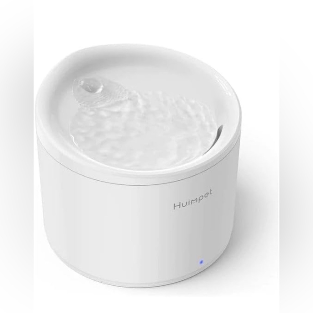 BRAND NEW! Automatic pet water fountain